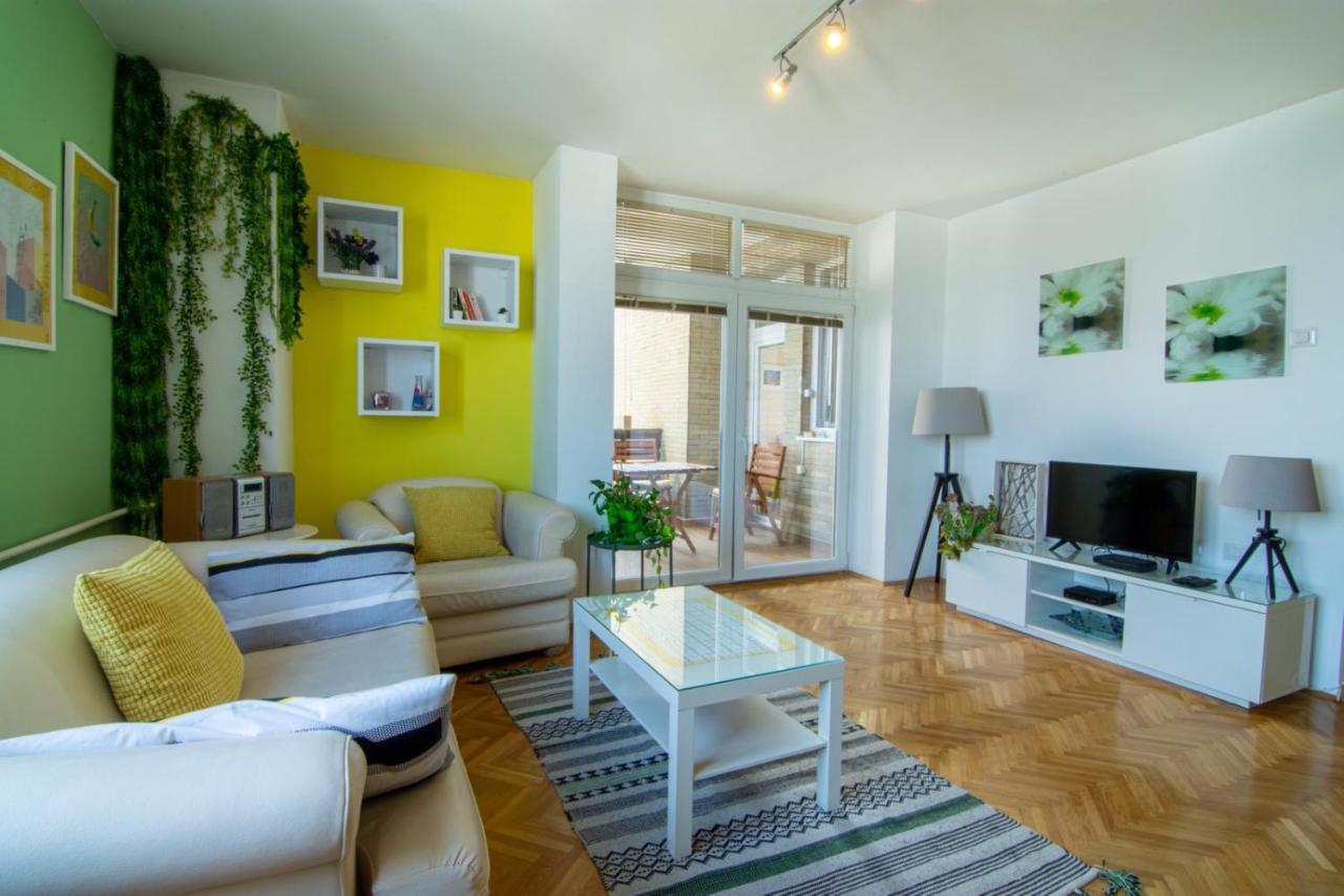 Green Paradise Square Apartment Szkopje Kültér fotó