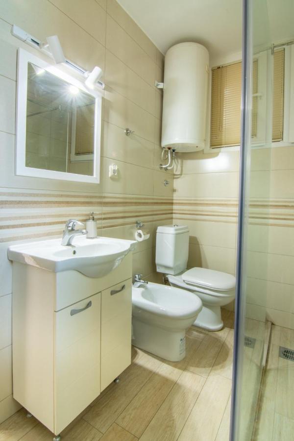 Green Paradise Square Apartment Szkopje Kültér fotó